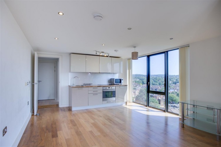 Images for Centrillion Point, 2 Mason's Avenue, Croydon