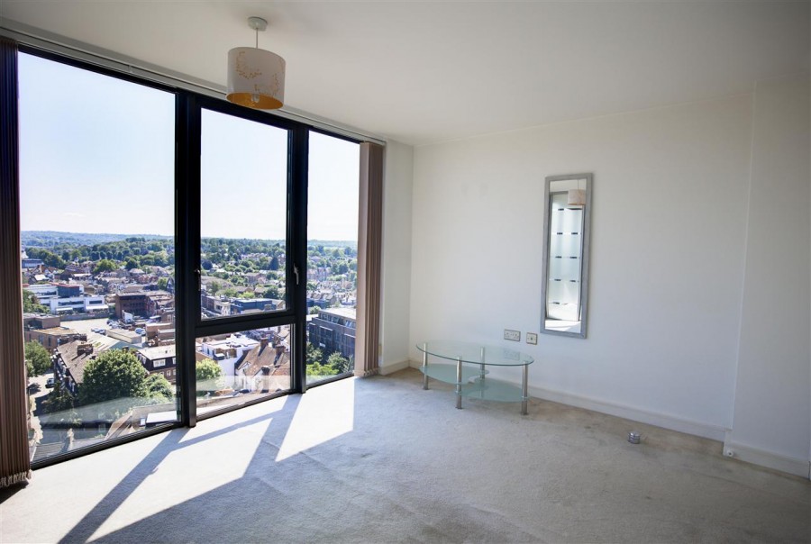 Images for Centrillion Point, 2 Mason's Avenue, Croydon EAID:TT BID:JDE1