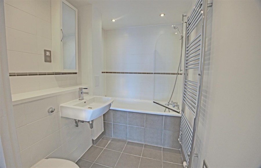 Images for Centrillion Point, 2 Mason's Avenue, Croydon EAID:TT BID:JDE1