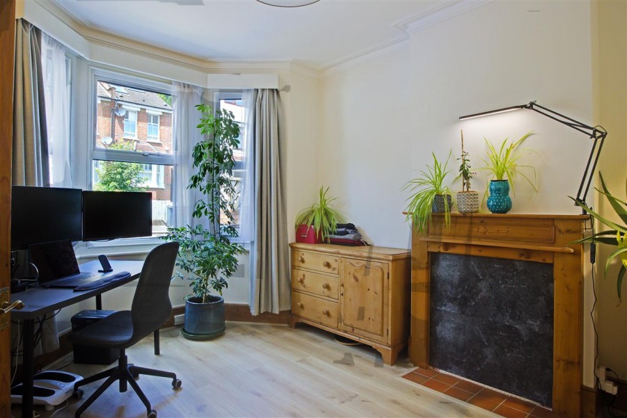 Images for Churchill Road, South Croydon EAID:TT BID:JDE1