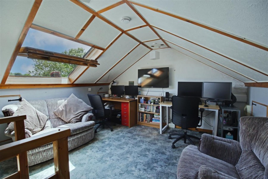 Images for Churchill Road, South Croydon EAID:TT BID:JDE1