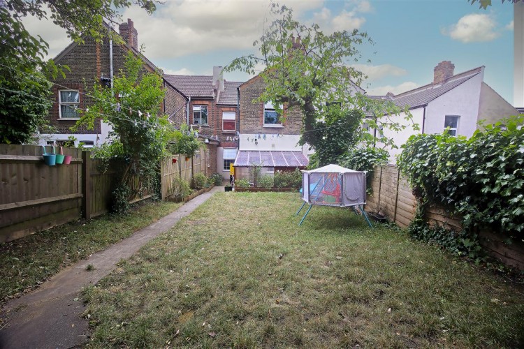 Images for Selsdon Road, South Croydon