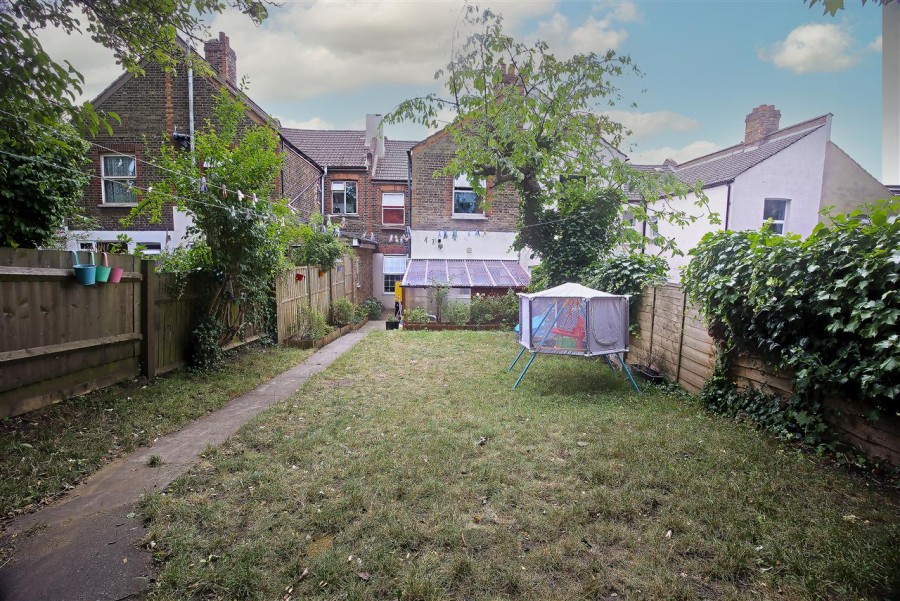 Images for Selsdon Road, South Croydon EAID:TT BID:JDE1