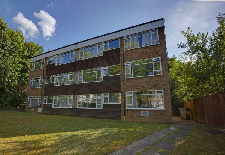 Images for The Crescens, 120 Sanderstead Road, South Croydon