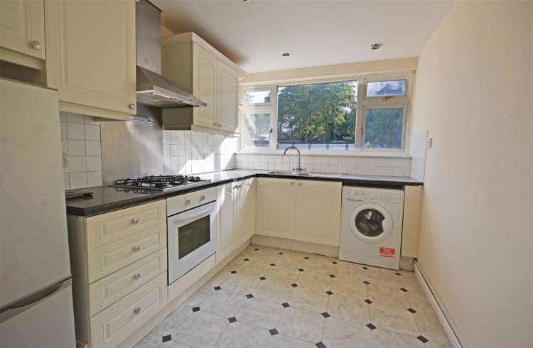 Images for The Crescens, 120 Sanderstead Road, South Croydon