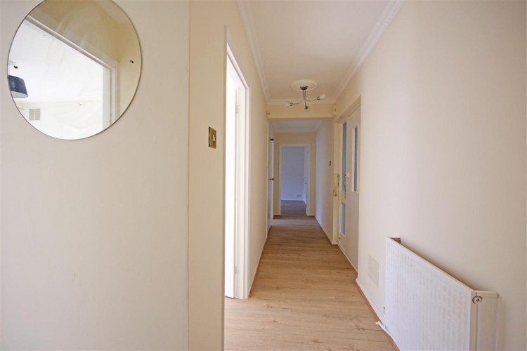Images for The Crescens, 120 Sanderstead Road, South Croydon