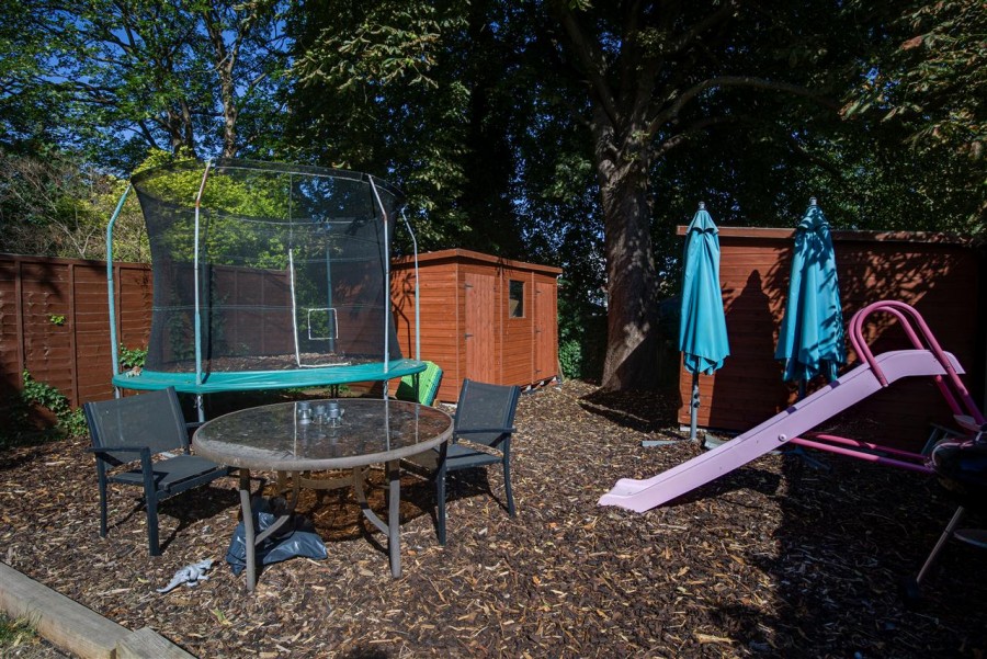 Images for Blenheim Crescent, South Croydon EAID:TT BID:JDE1