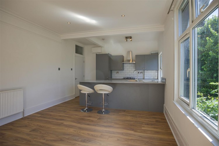 Images for Blenheim Crescent, South Croydon