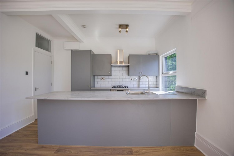 Images for Blenheim Crescent, South Croydon