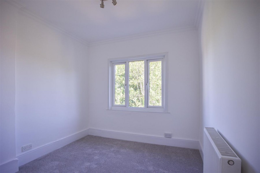 Images for Blenheim Crescent, South Croydon EAID:TT BID:JDE1
