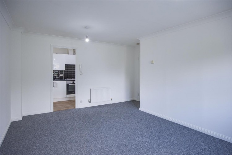 Images for Ward Close, South Croydon