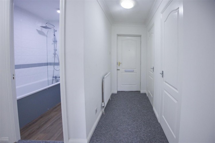 Images for Ward Close, South Croydon