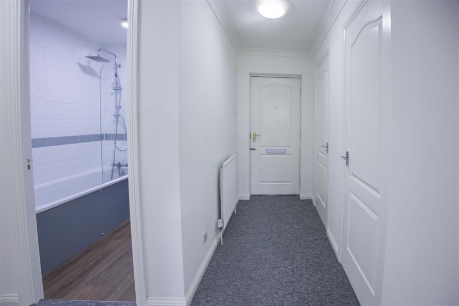 Images for Ward Close, South Croydon EAID:TT BID:JDE1