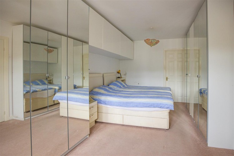 Images for The Ruffetts, South Croydon