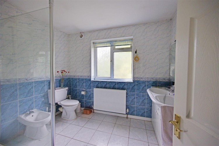 Images for The Ruffetts, South Croydon
