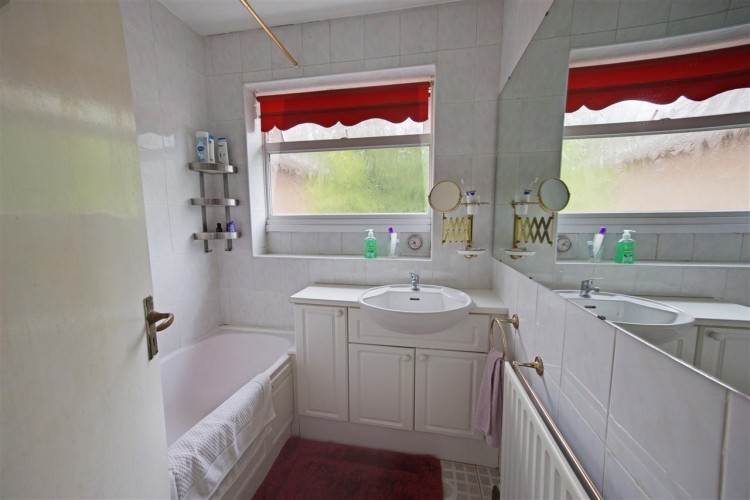 Images for The Ruffetts, South Croydon