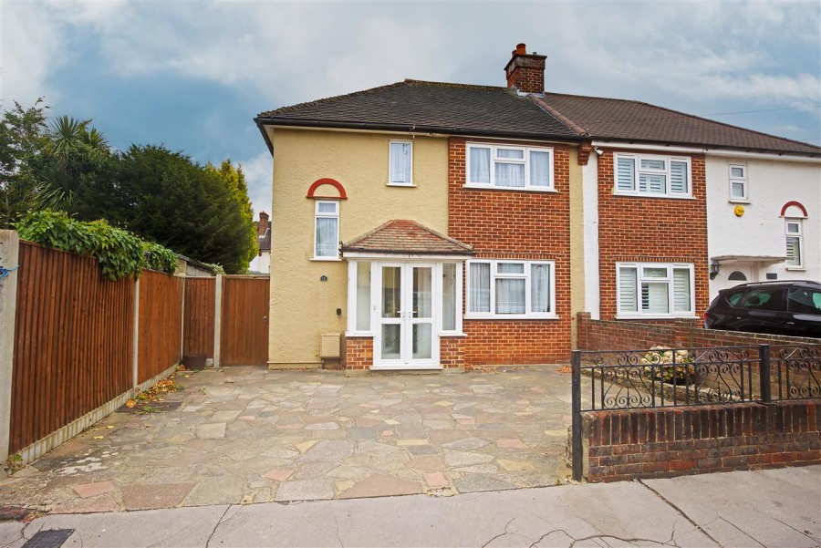 Images for Violet Gardens, Croydon EAID:TT BID:JDE1
