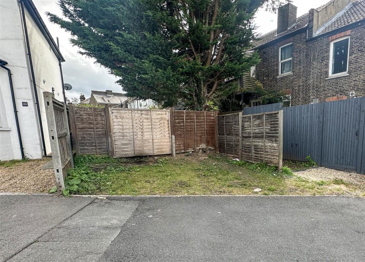 Images for Lauriston Villas, Sanderstead Road, South Croydon