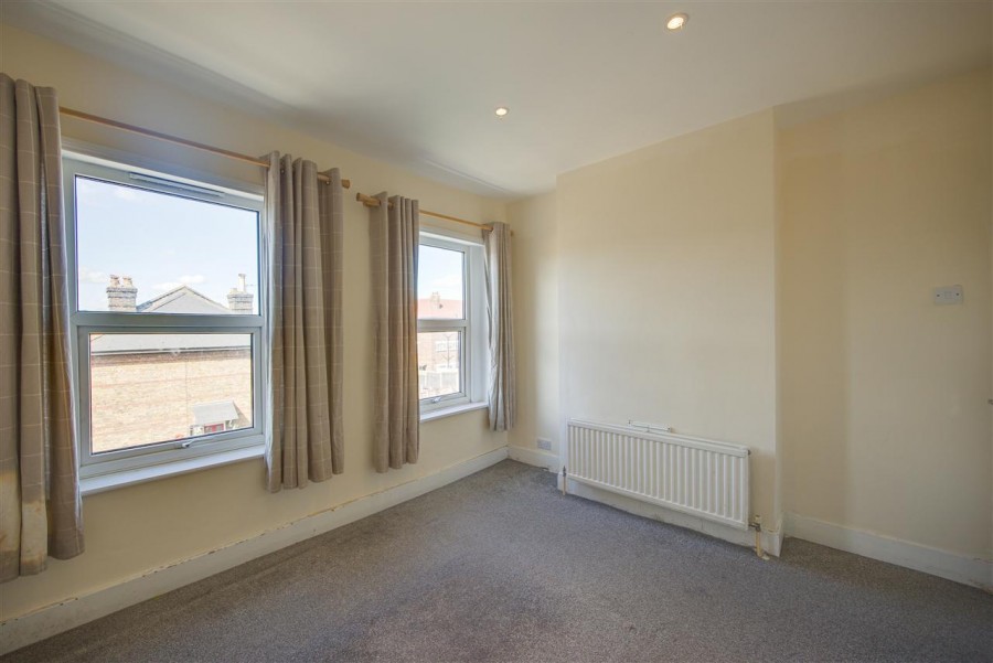 Images for St Peters Street, South Croydon EAID:TT BID:JDE1