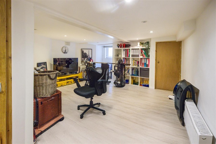 Images for Avondale Road, South Croydon EAID:TT BID:JDE1