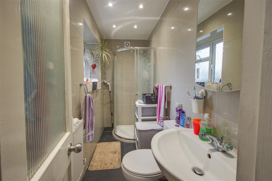 Images for Avondale Road, South Croydon EAID:TT BID:JDE1