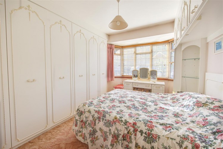 Images for Chestnut Grove, South Croydon