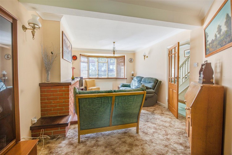 Images for Chestnut Grove, South Croydon