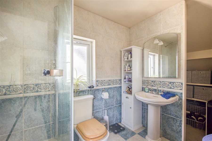 Images for Mayfield Road, South Croydon EAID:TT BID:JDE1