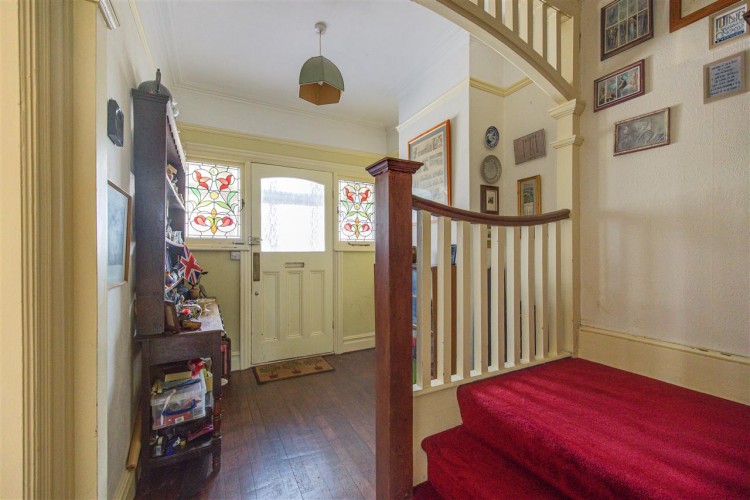 Images for Mayfield Road, South Croydon