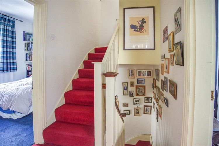 Images for Mayfield Road, South Croydon
