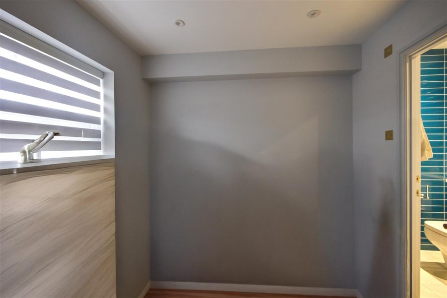 Images for Hamond Close, South Croydon EAID:TT BID:JDE1