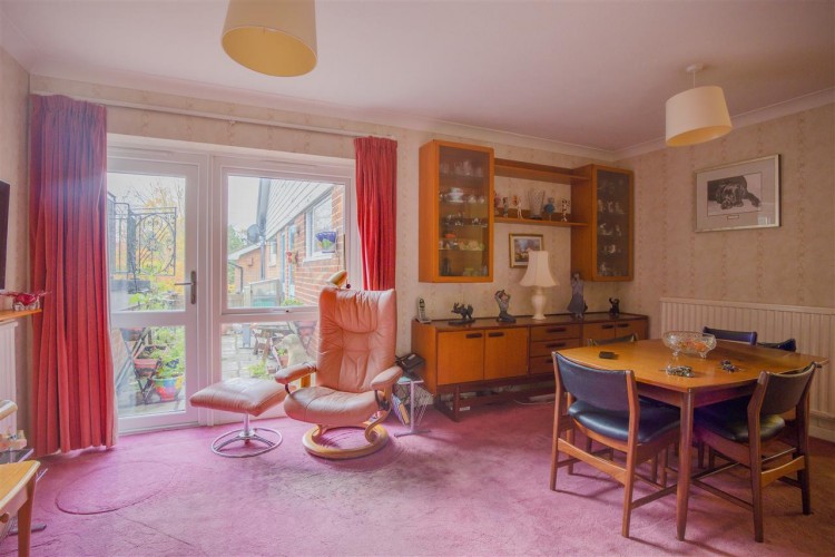 Images for Hollingsworth Road, Croydon