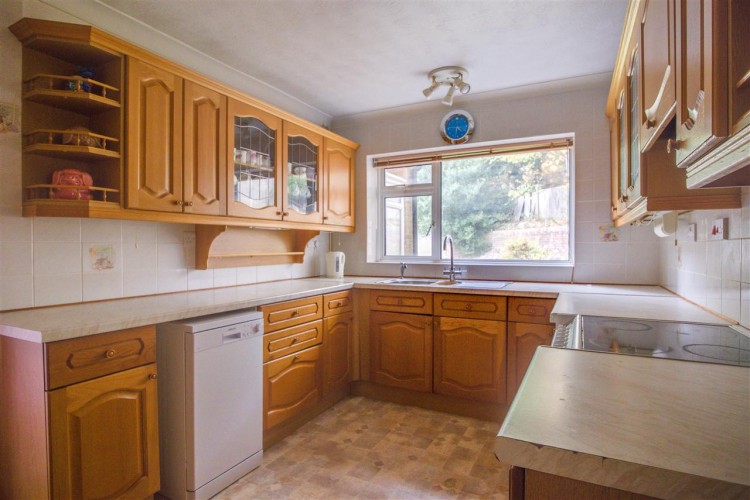 Images for Hollingsworth Road, Croydon