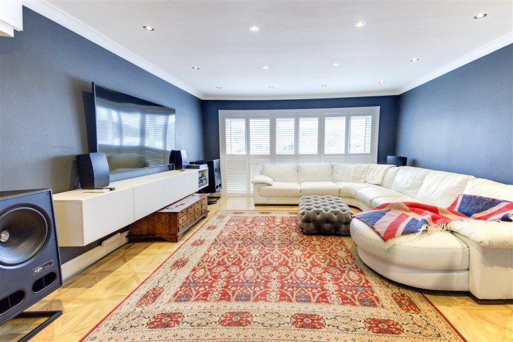 Images for Hollingsworth Road, South Croydon