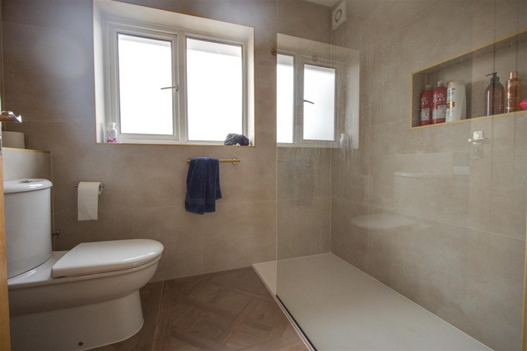 Images for Hollingsworth Road, South Croydon