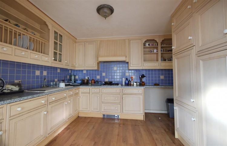 Images for Ballards Way, Croydon