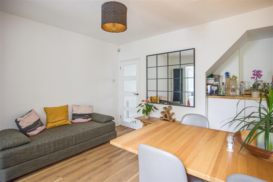 Images for Bynes Road, South Croydon EAID:TT BID:JDE1