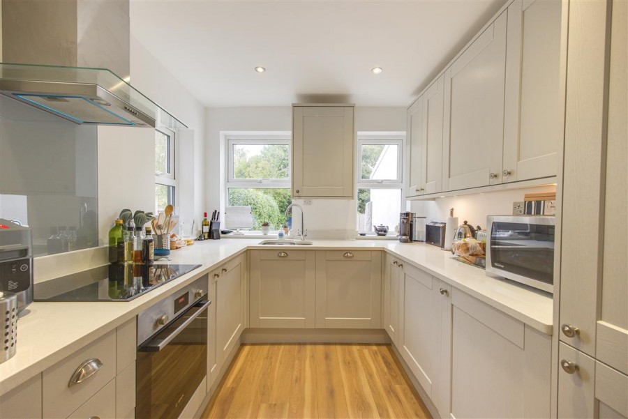 Images for Bynes Road, South Croydon EAID:TT BID:JDE1