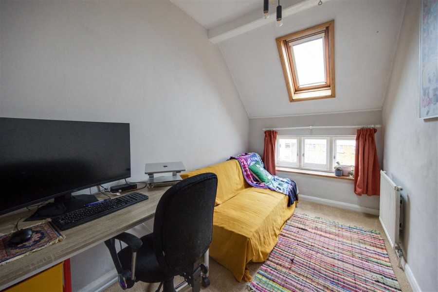 Images for Birdhurst Road,, South Croydon EAID:TT BID:JDE1