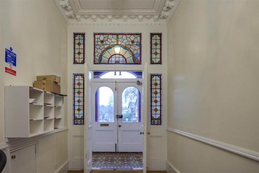 Images for Birdhurst Road,, South Croydon EAID:TT BID:JDE1