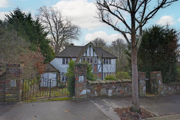 Images for Ballards Way, Croydon