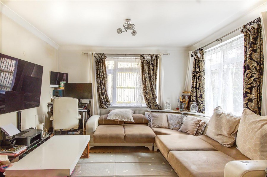 Images for Greendale Court, South Croydon EAID:TT BID:JDE1