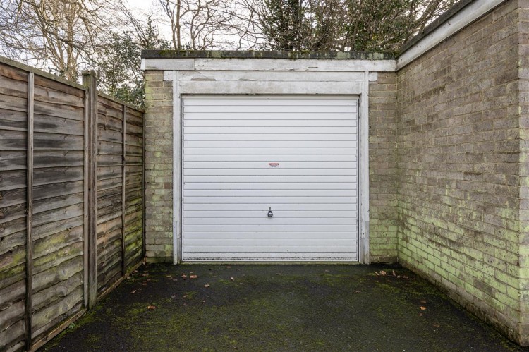 Images for Greendale Court, Haling Park Road, South Croydon