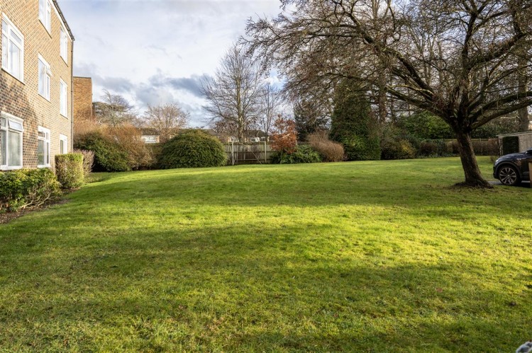 Images for Greendale Court, South Croydon