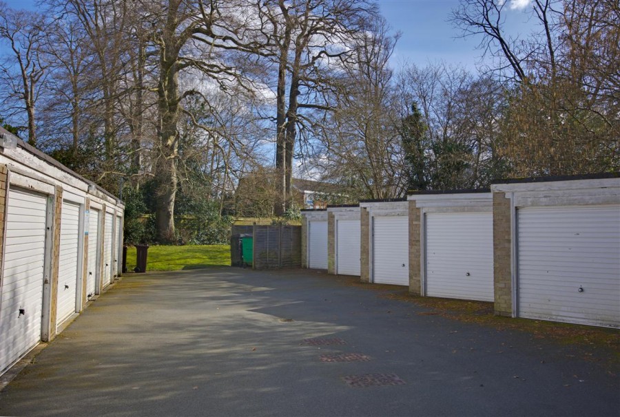 Images for Greendale Court, Haling Park Road, South Croydon EAID:TT BID:JDE1