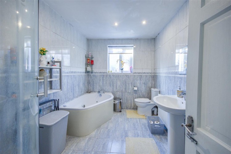 Images for Southbridge Road, Croydon