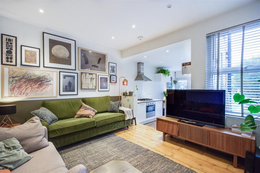 Images for Selsdon Road, South Croydon EAID:TT BID:JDE1