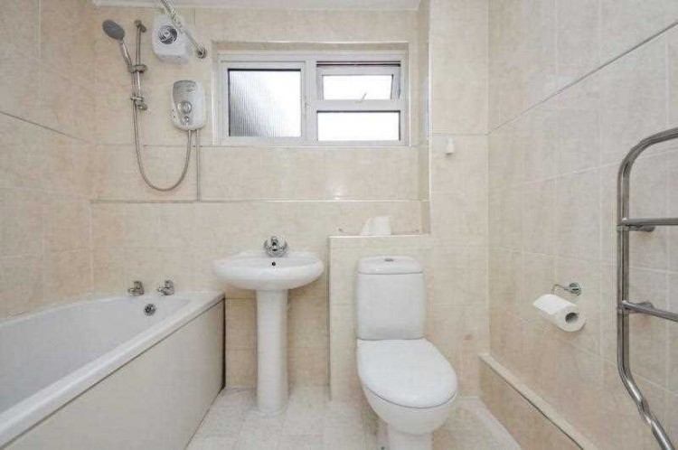 Images for Bramleyhyrst, 29 Bramley Hill, Croydon