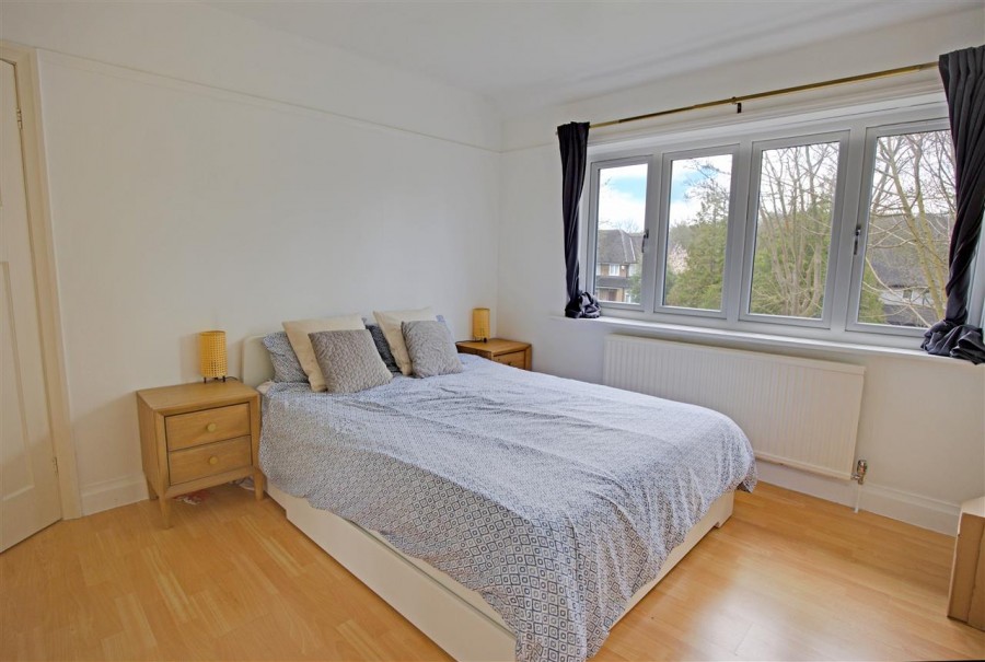 Images for Croham Valley Road, South Croydon EAID:TT BID:JDE1