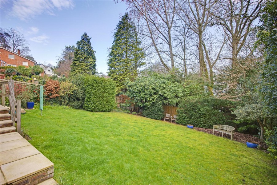 Images for Hollingsworth Road, Croydon EAID:TT BID:JDE1